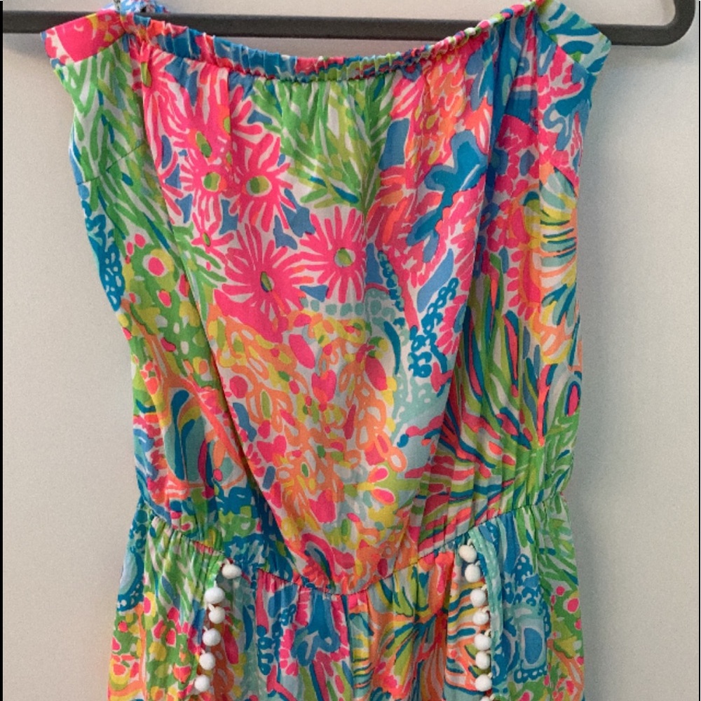 Like new! Daisy strapless romper in Lover’s coral.